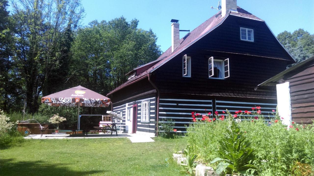 U Lekninu Villa Doksy  Luaran gambar