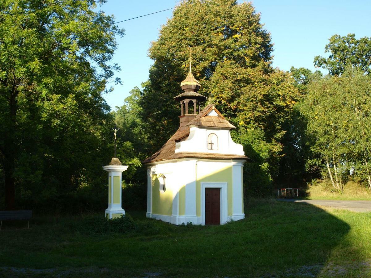 U Lekninu Villa Doksy  Luaran gambar