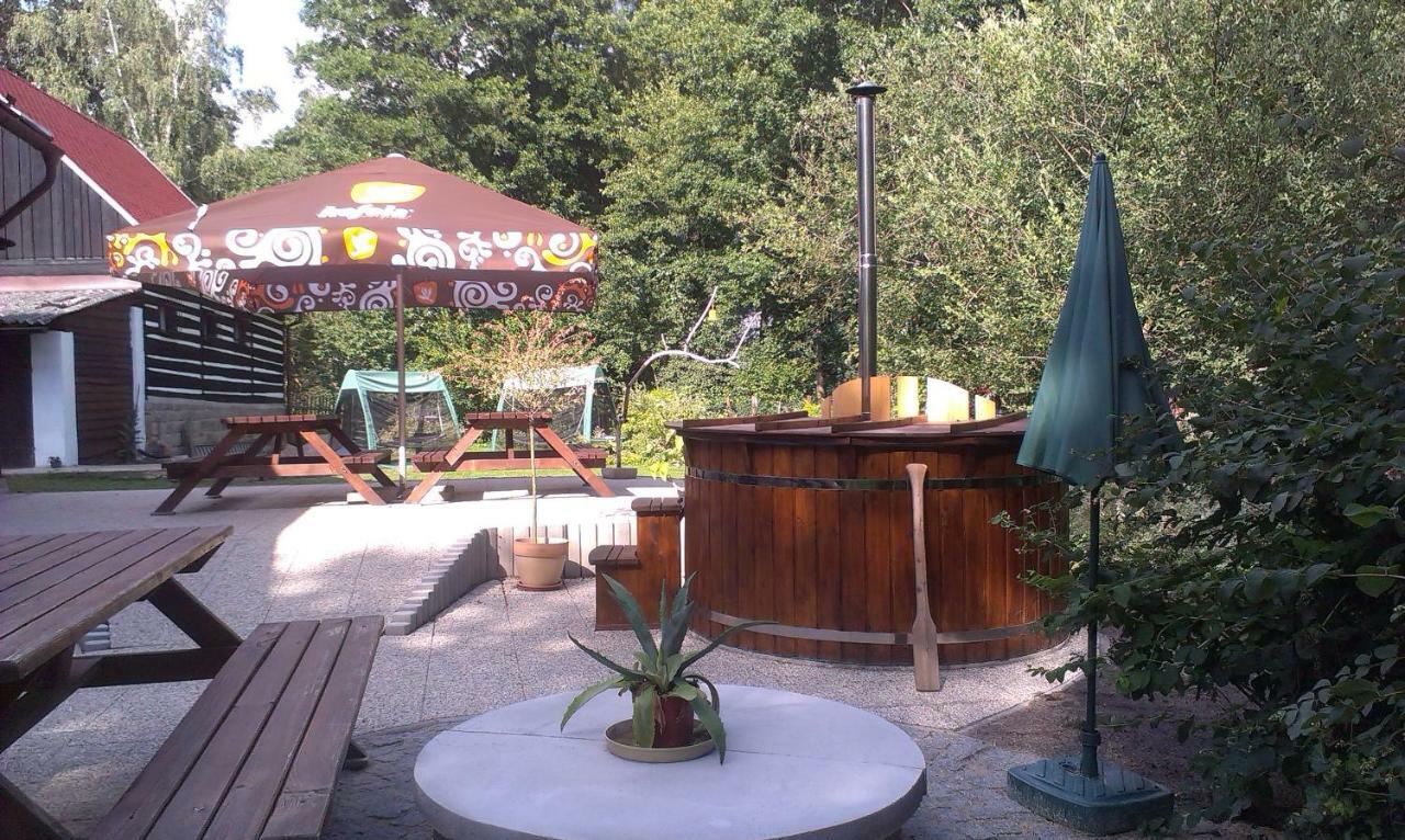 U Lekninu Villa Doksy  Luaran gambar